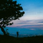 拖着行李打车，司机会“搭把手”吗？记者调查